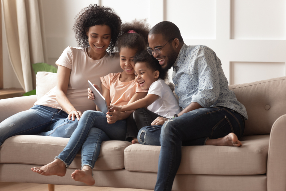 Screen Time Guidelines for Young Children: What Bloomington, MN Parents Need to Know